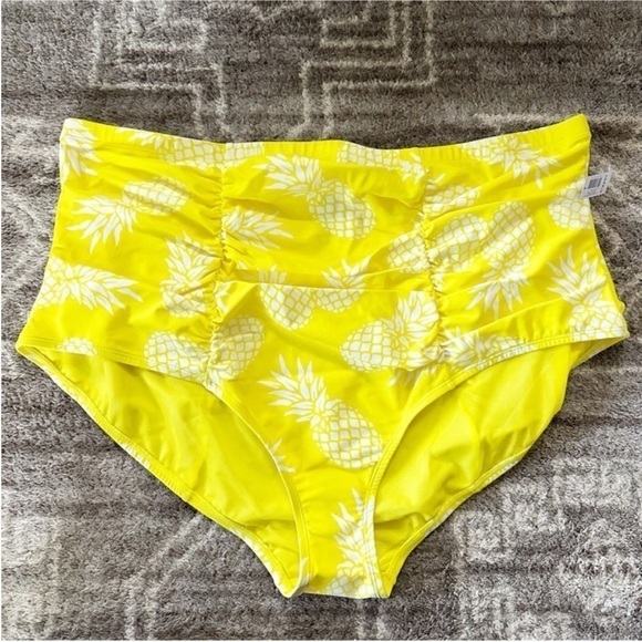 NWT Torrid High Rise Ruched Swim Bottom Graphic Pineapple Yellow - Picture 4 of 6